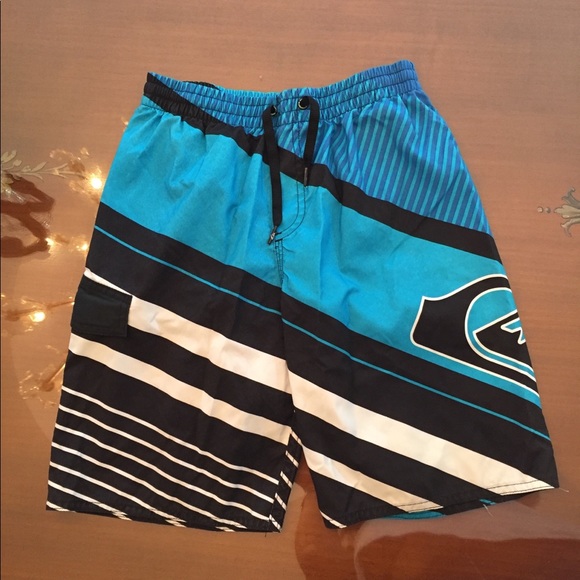 boys quicksilver shorts